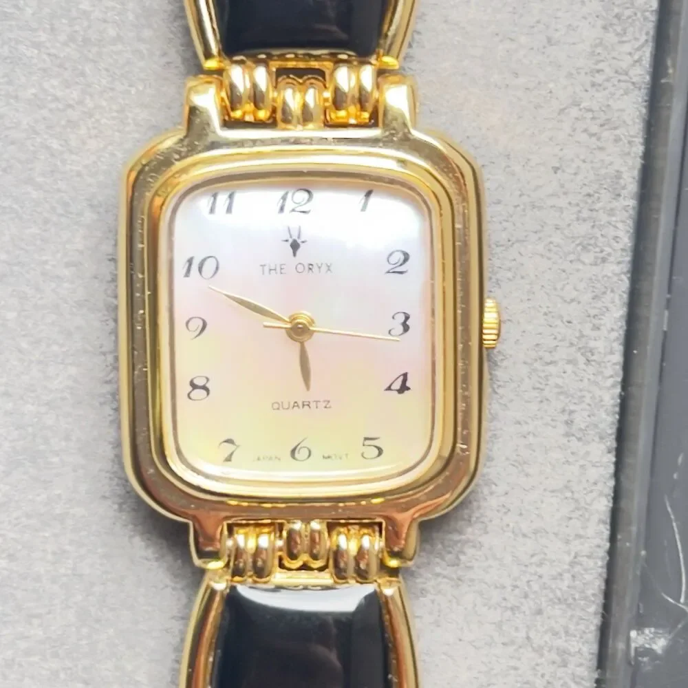 Vintage 80s Retro ORYX Black/Mustard Gold Tone Women’s Watch New Battery NIB